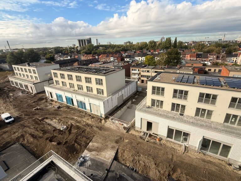 WhatsApp Image 2025-09-30 at 12.00